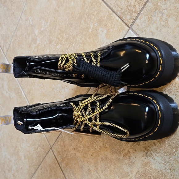 Dr Martens Vegan Jadon Boot Max Platforms NWOB - Picture 14 of 14